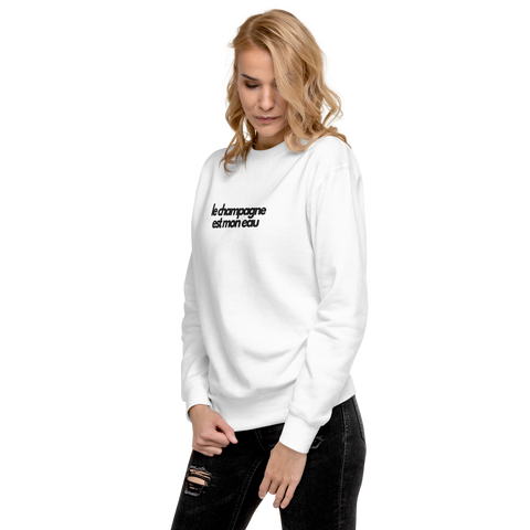 DOING.LES le champagne est mon eau Embroidered Unisex Sweatshirt